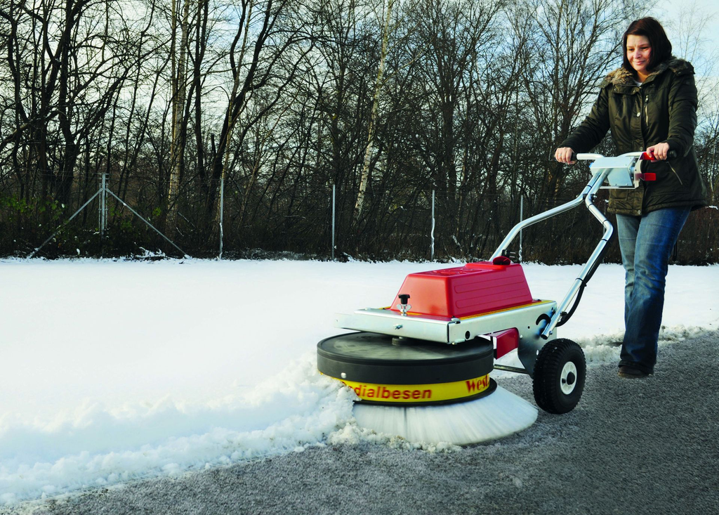 Westermann_WR870_Akku_Schnee.webp